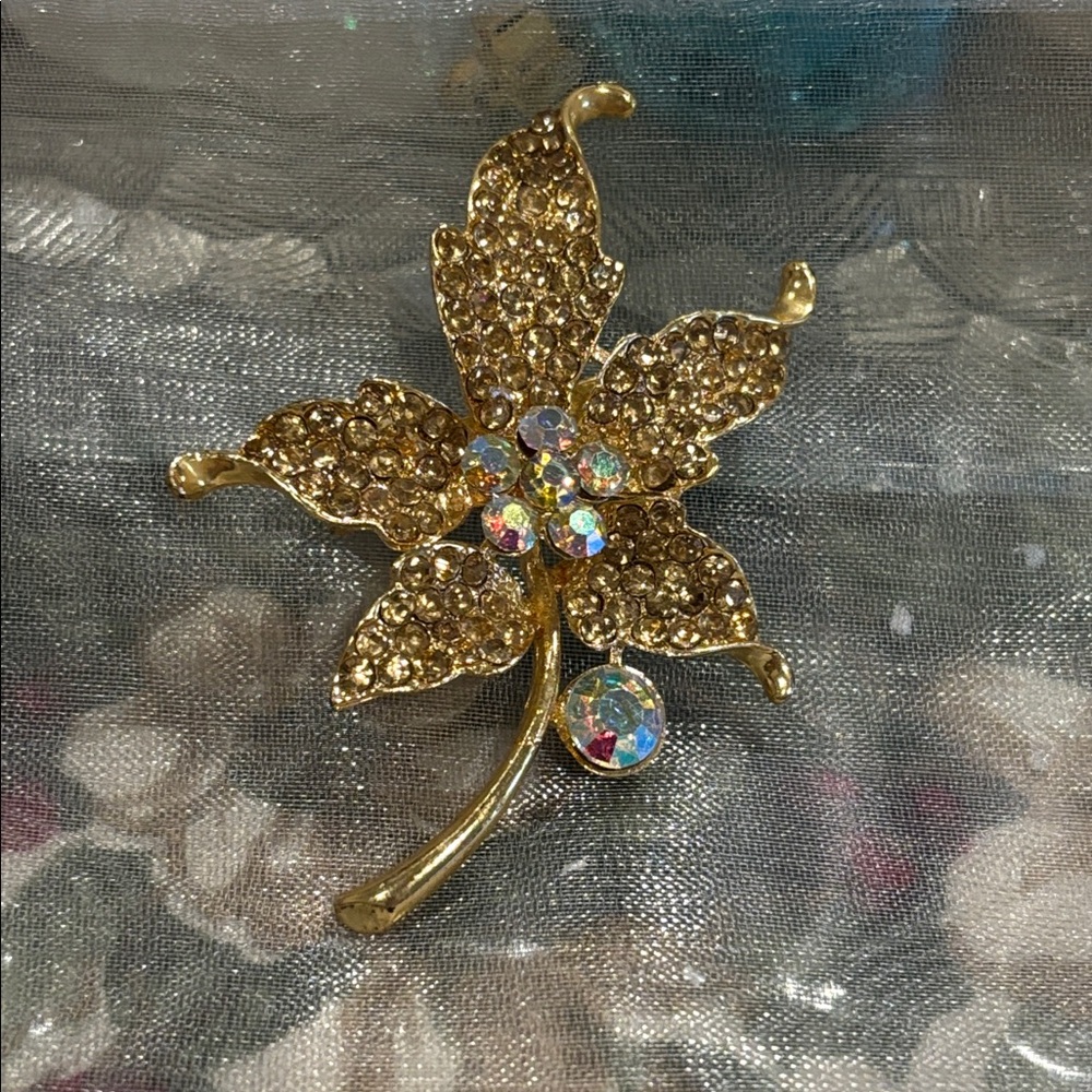 Gold-tone Leaf Brooch Adorned With Sparkling Rhinestones